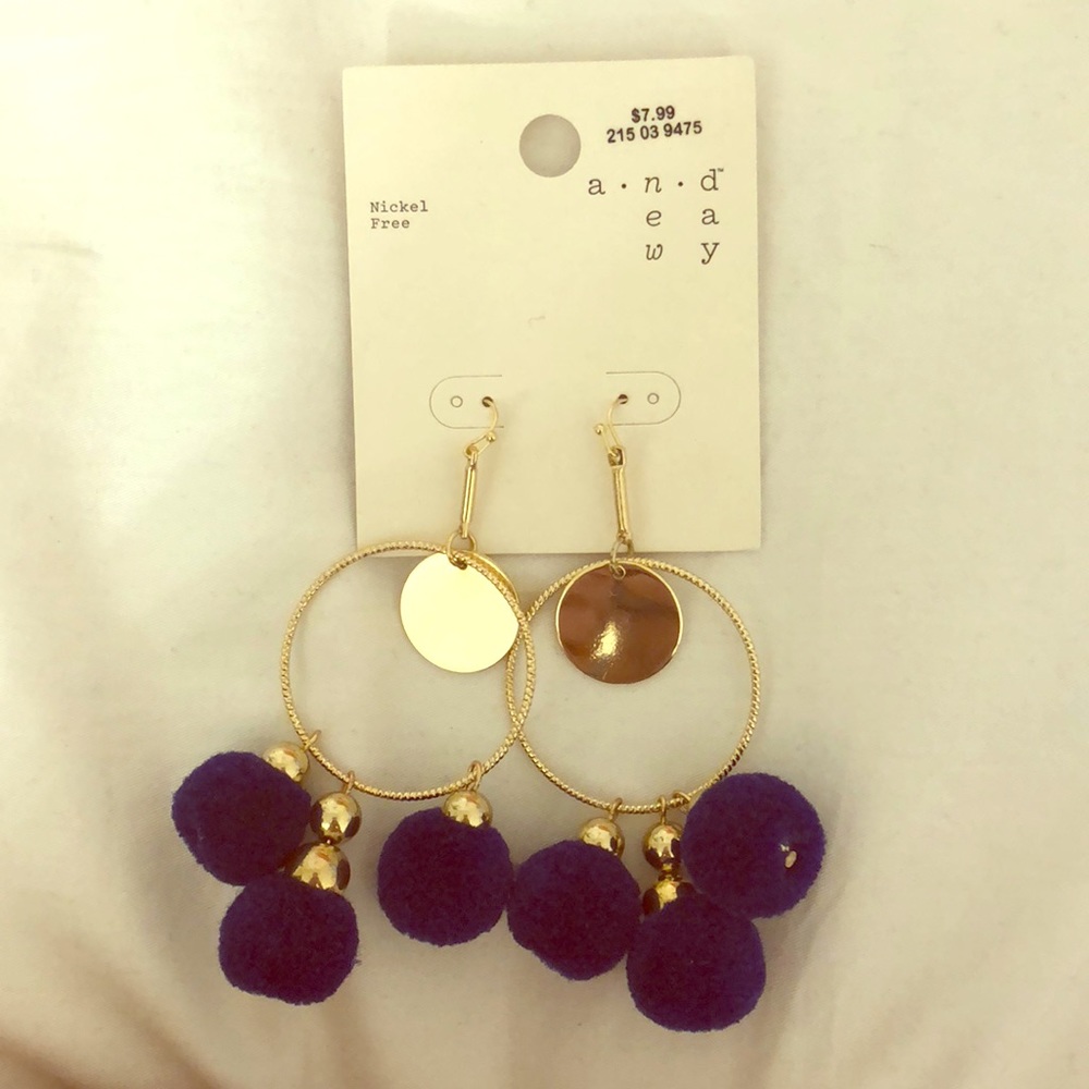 Dangle earrings